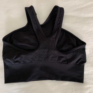 Nike sports bra/top